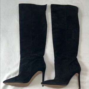 Beautiful suede Aldo slip on OTK boots size 8